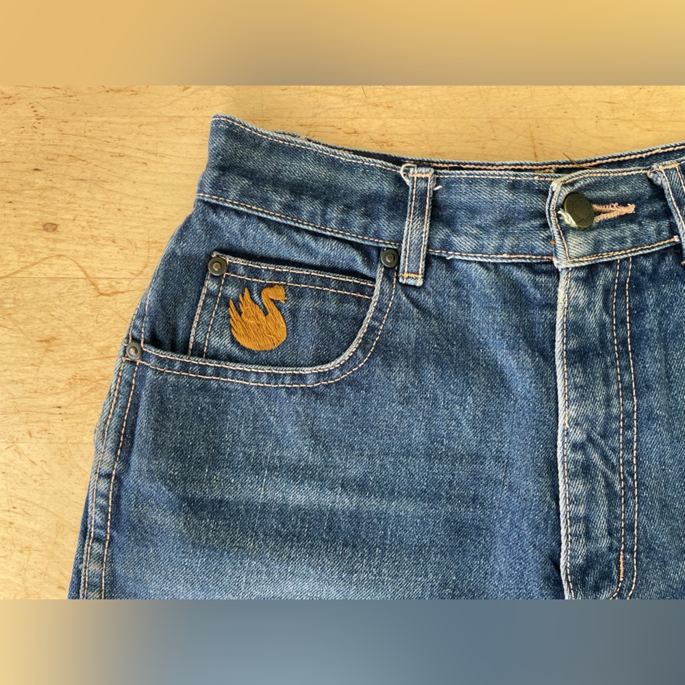 Vintage Gloria Vanderbilt for Murjani Jean Shorts - Size 6 - Picture 2 of 8